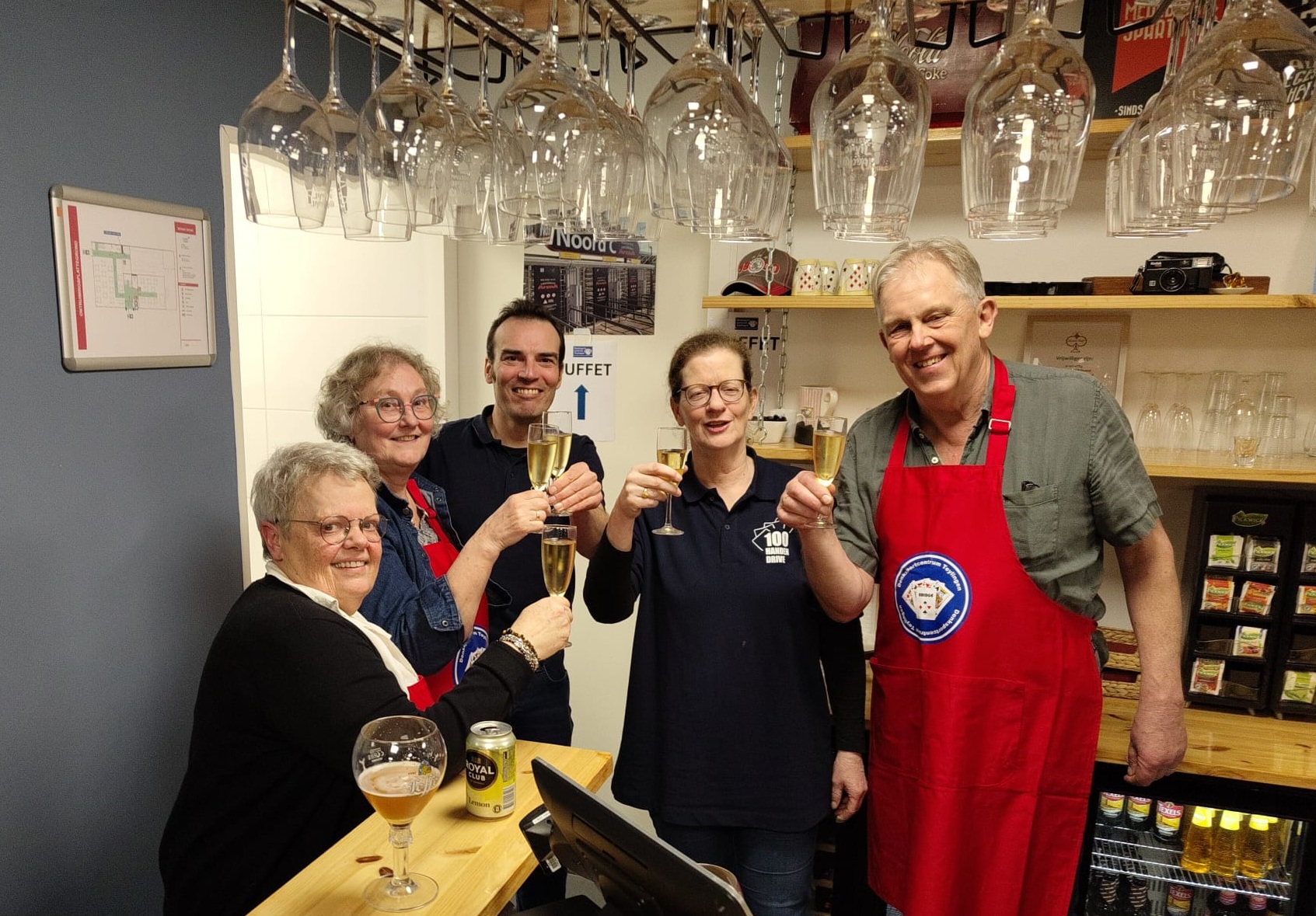 100-Handendrive groot succes!